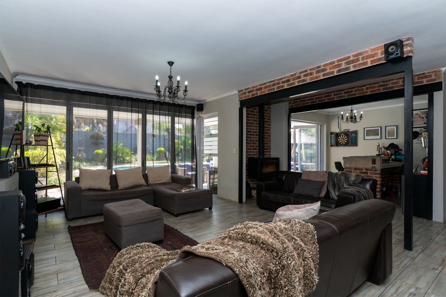 4 Bedroom Property for Sale in Eden Glen Gauteng