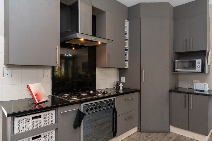4 Bedroom Property for Sale in Eden Glen Gauteng