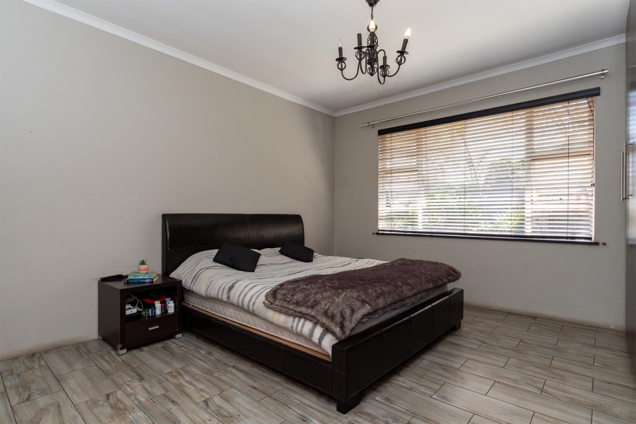 4 Bedroom Property for Sale in Eden Glen Gauteng