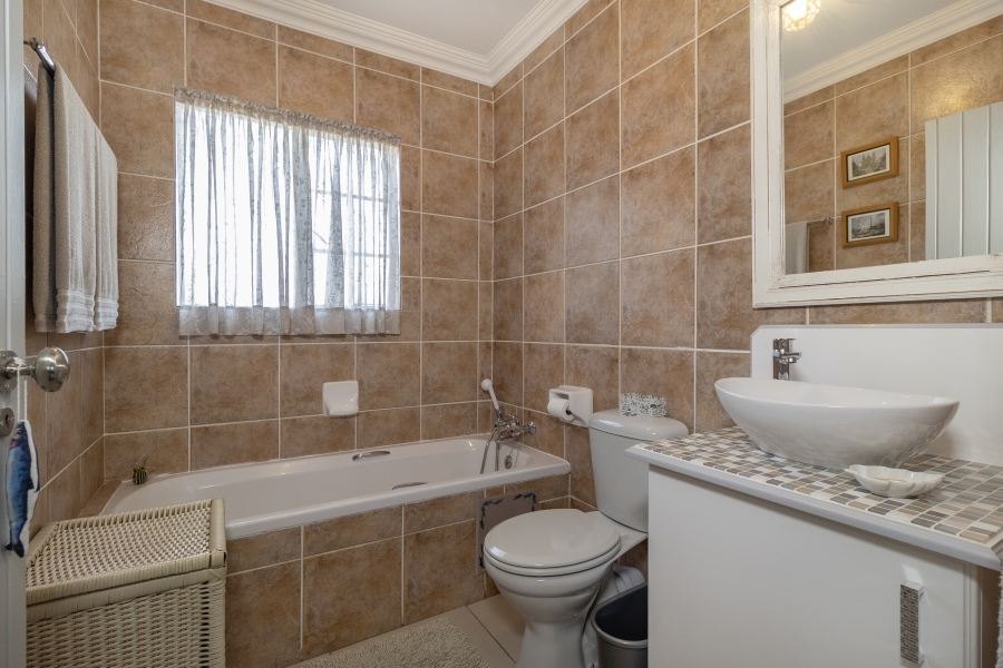2 Bedroom Property for Sale in Rietvalleirand Gauteng
