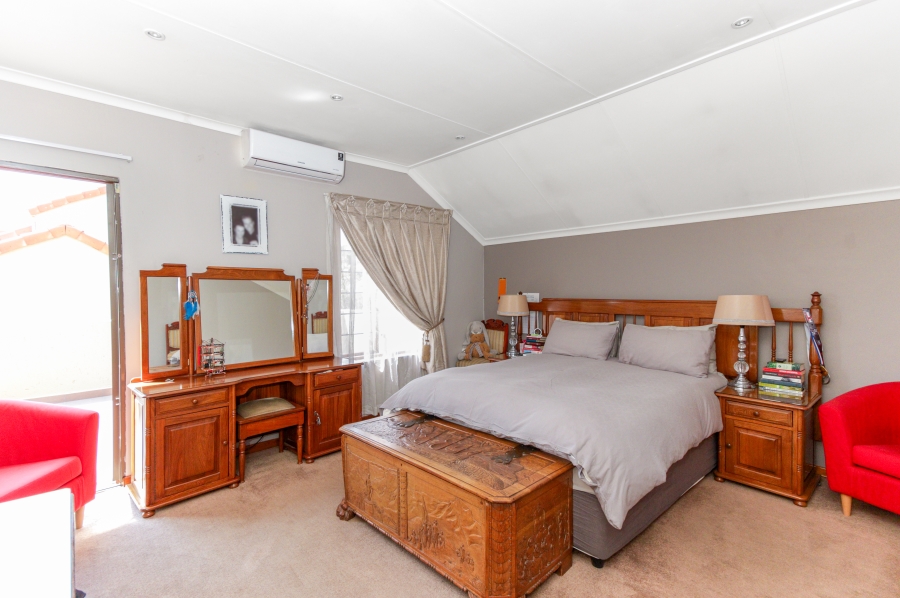 To Let 3 Bedroom Property for Rent in Barbeque Downs Gauteng