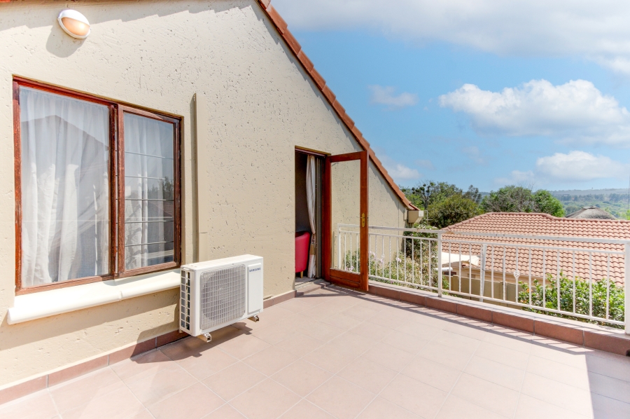 To Let 3 Bedroom Property for Rent in Barbeque Downs Gauteng