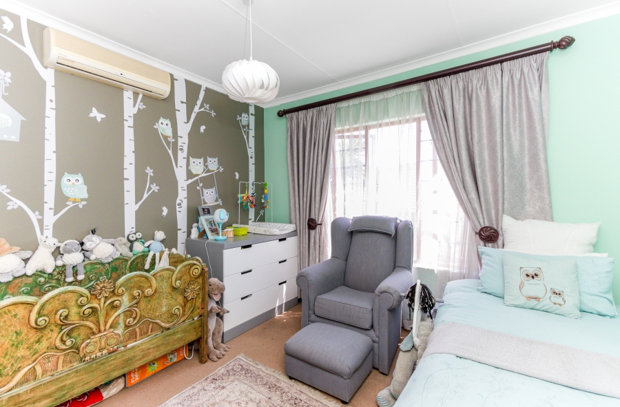 To Let 3 Bedroom Property for Rent in Barbeque Downs Gauteng