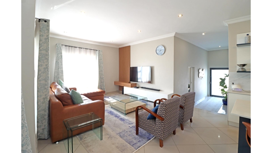 4 Bedroom Property for Sale in Thatchfield Hills Gauteng