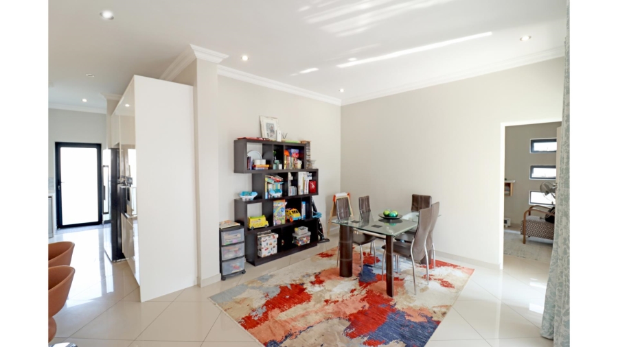 4 Bedroom Property for Sale in Thatchfield Hills Gauteng