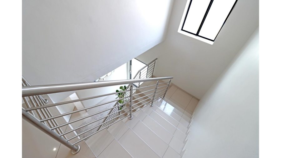 4 Bedroom Property for Sale in Thatchfield Hills Gauteng