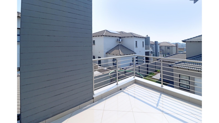 4 Bedroom Property for Sale in Thatchfield Hills Gauteng