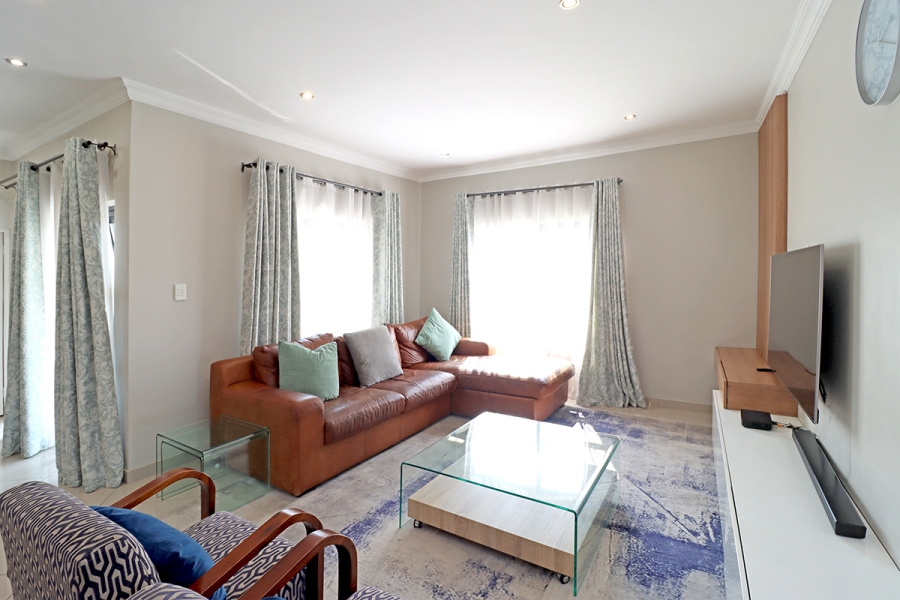 4 Bedroom Property for Sale in Thatchfield Hills Gauteng