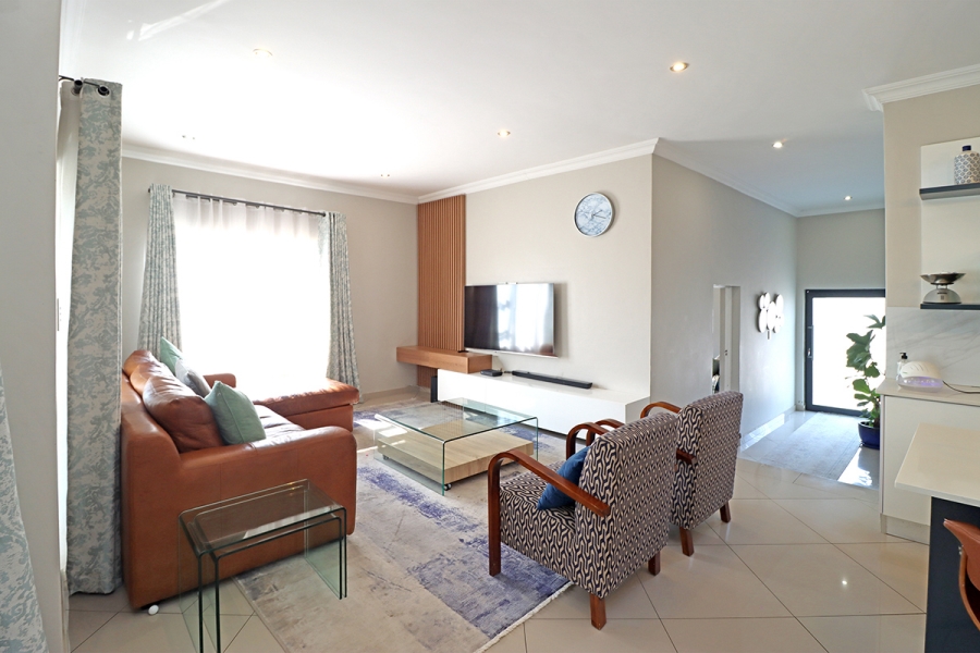 4 Bedroom Property for Sale in Thatchfield Hills Gauteng