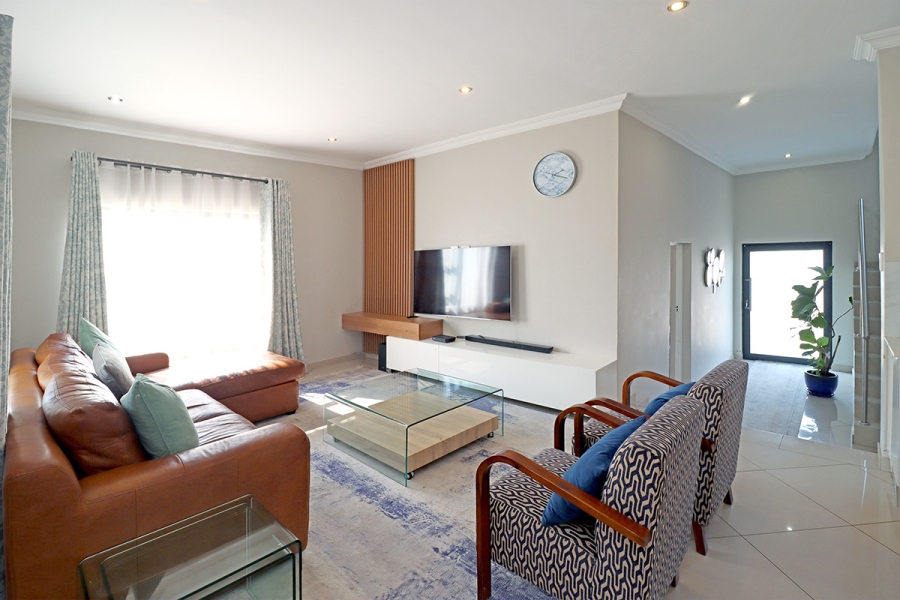 4 Bedroom Property for Sale in Thatchfield Hills Gauteng