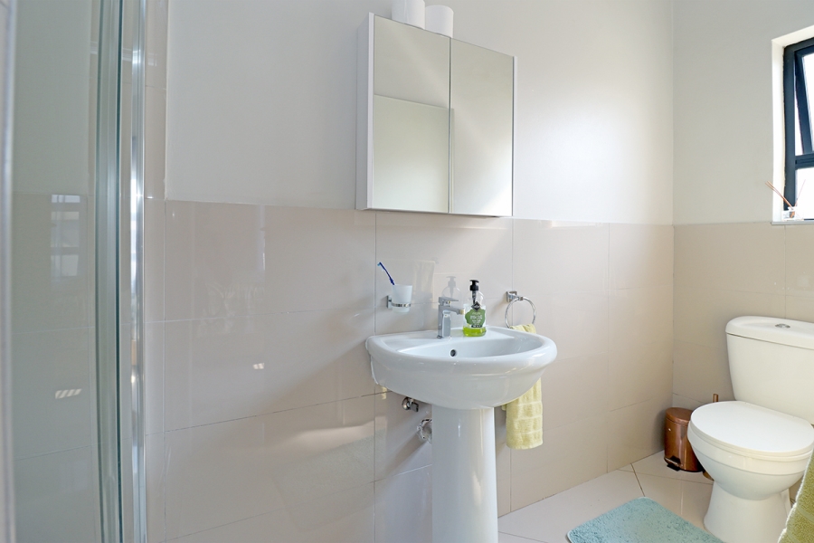 4 Bedroom Property for Sale in Thatchfield Hills Gauteng