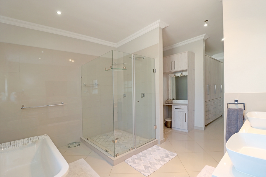 4 Bedroom Property for Sale in Thatchfield Hills Gauteng