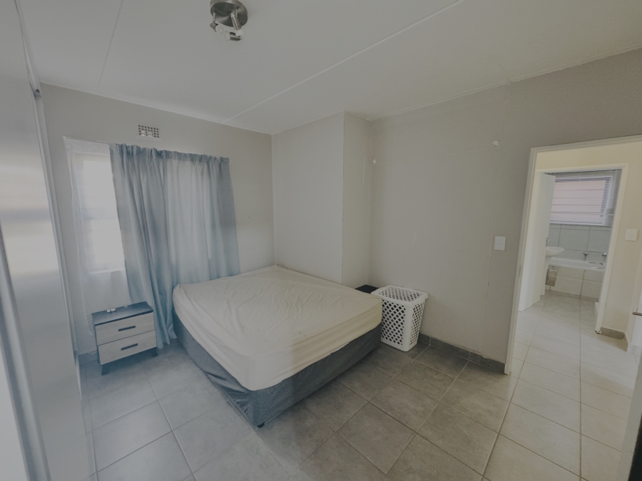 To Let 2 Bedroom Property for Rent in Grand Central Gauteng