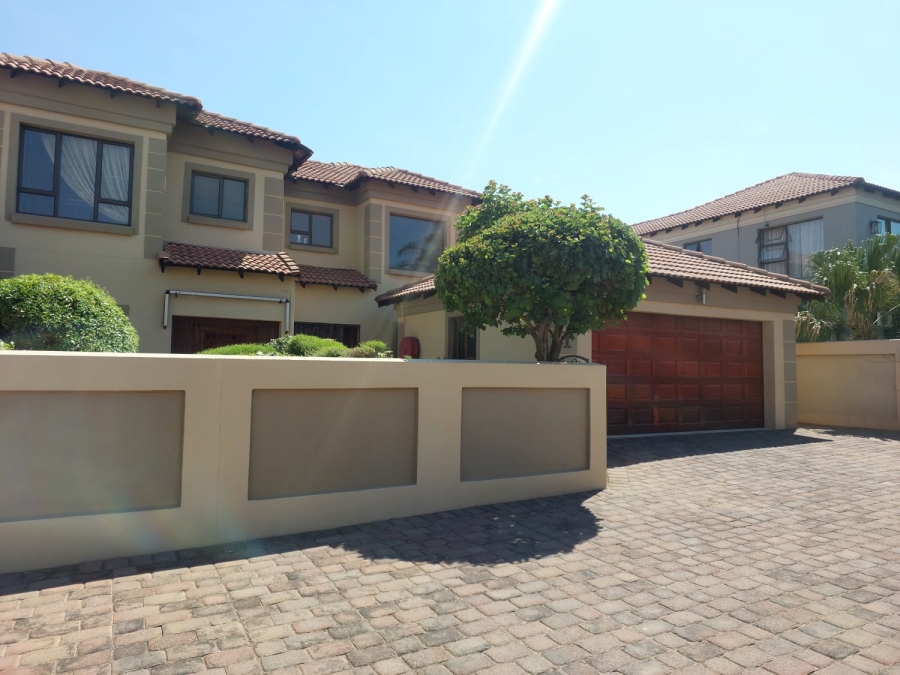 To Let 3 Bedroom Property for Rent in Sonneveld Gauteng