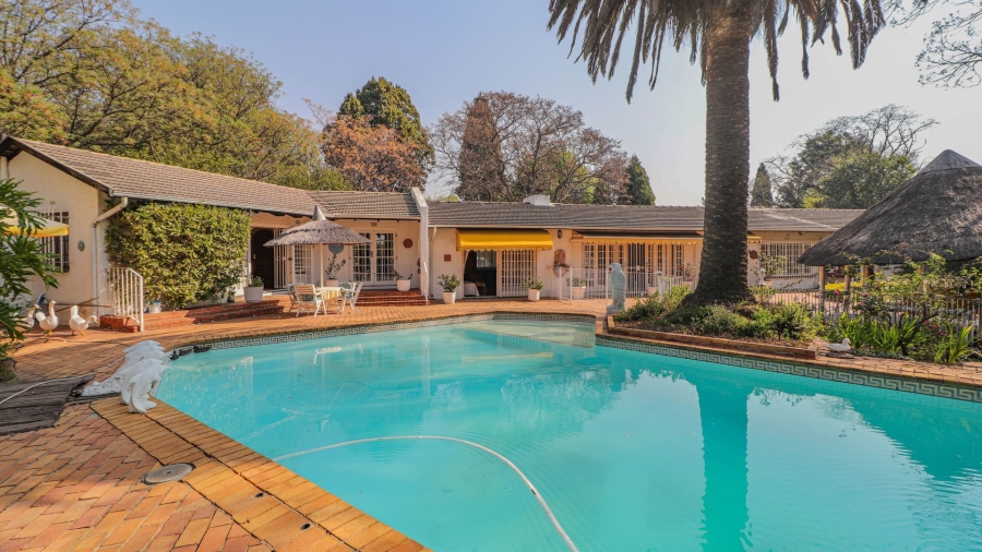 4 Bedroom Property for Sale in Bryanston Gauteng