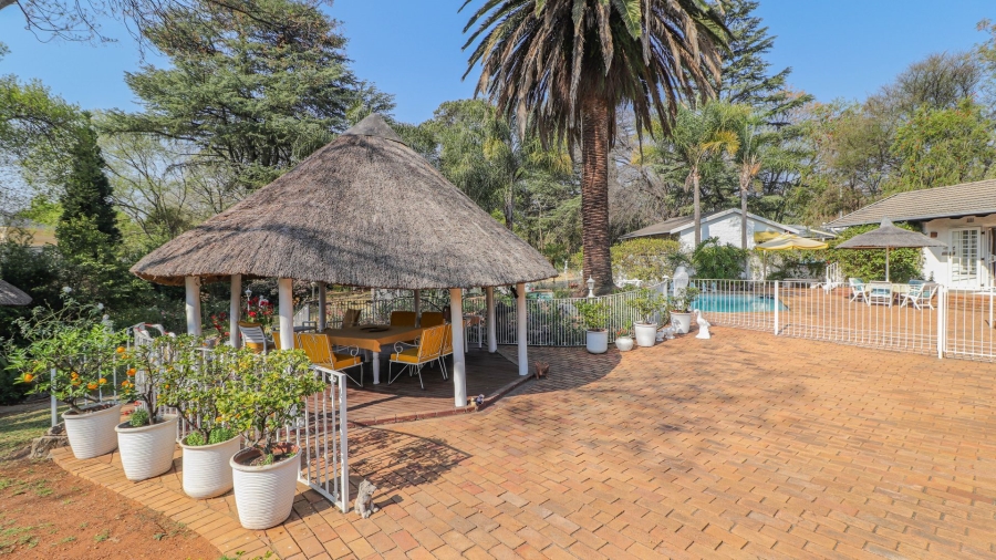 4 Bedroom Property for Sale in Bryanston Gauteng
