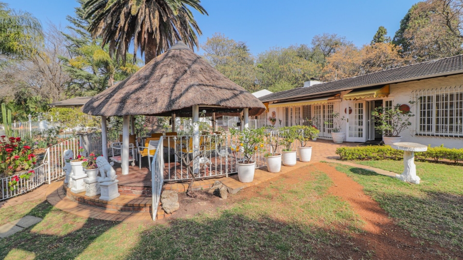 4 Bedroom Property for Sale in Bryanston Gauteng