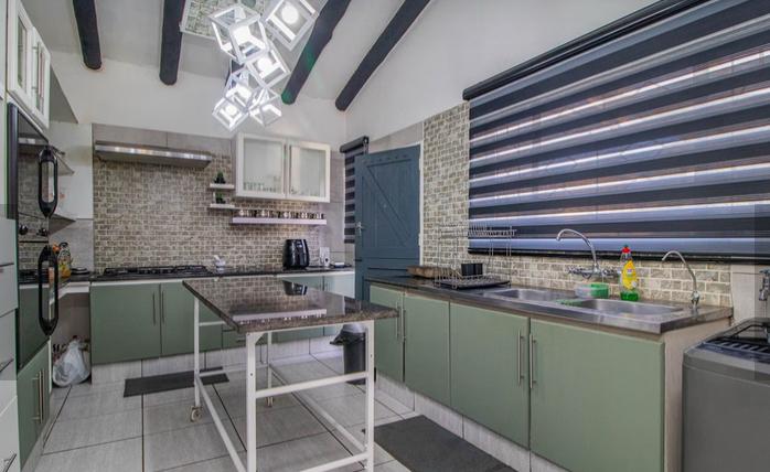 4 Bedroom Property for Sale in Glen Marais Gauteng