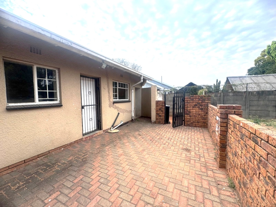3 Bedroom Property for Sale in Klippoortje Gauteng