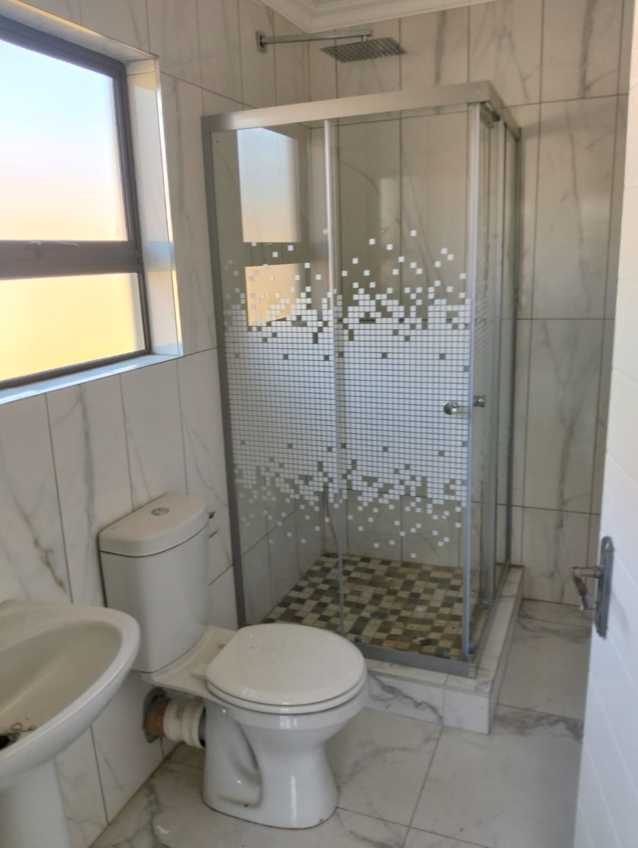 2 Bedroom Property for Sale in Sharon Park Gauteng