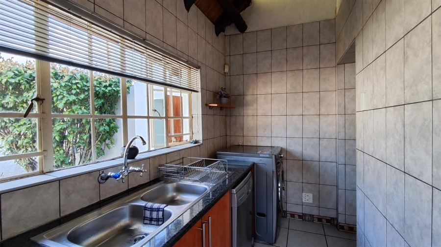 3 Bedroom Property for Sale in Randhart Gauteng