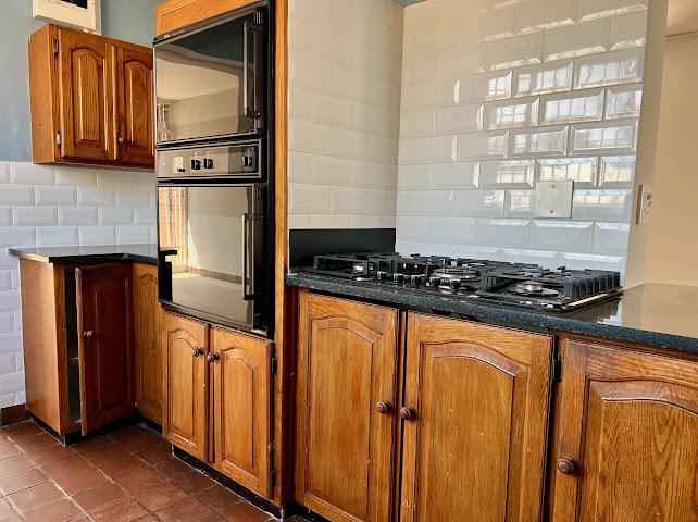 5 Bedroom Property for Sale in Waterkloof Ridge Gauteng