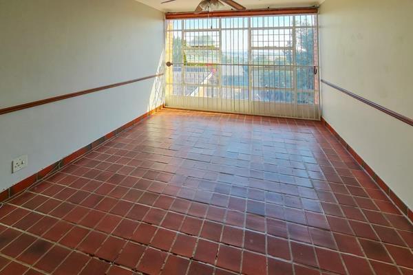 5 Bedroom Property for Sale in Waterkloof Ridge Gauteng