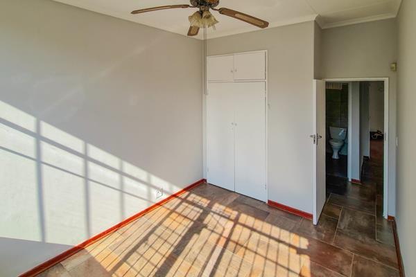 5 Bedroom Property for Sale in Waterkloof Ridge Gauteng
