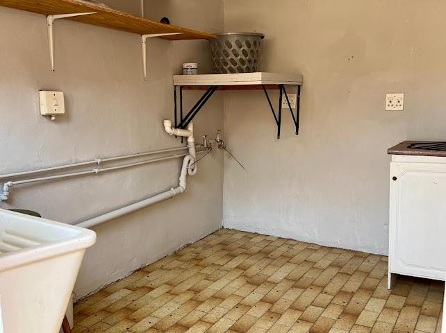 5 Bedroom Property for Sale in Waterkloof Ridge Gauteng