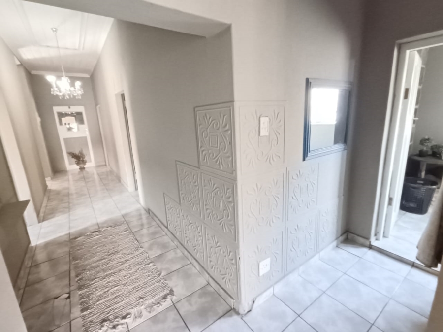 3 Bedroom Property for Sale in Pretoria Gardens Gauteng