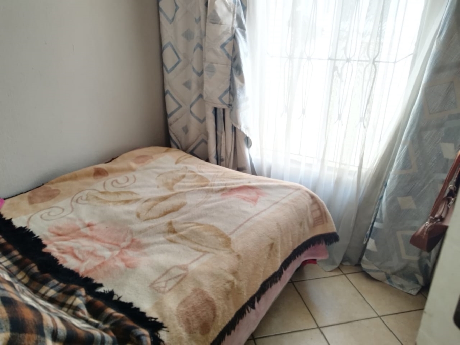 3 Bedroom Property for Sale in Clayville Gauteng