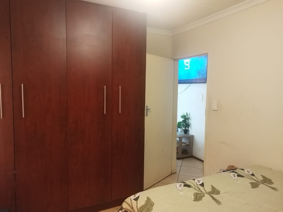 3 Bedroom Property for Sale in Clayville Gauteng
