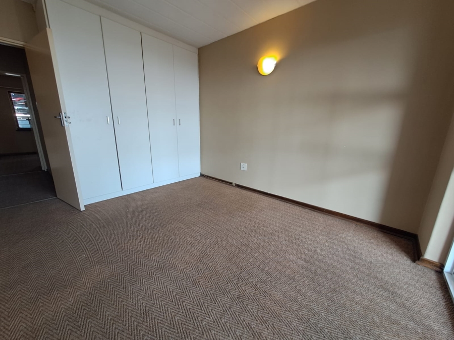2 Bedroom Property for Sale in Northcliff Gauteng