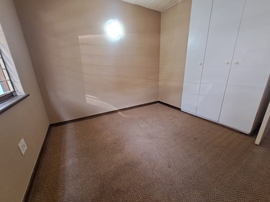 2 Bedroom Property for Sale in Northcliff Gauteng