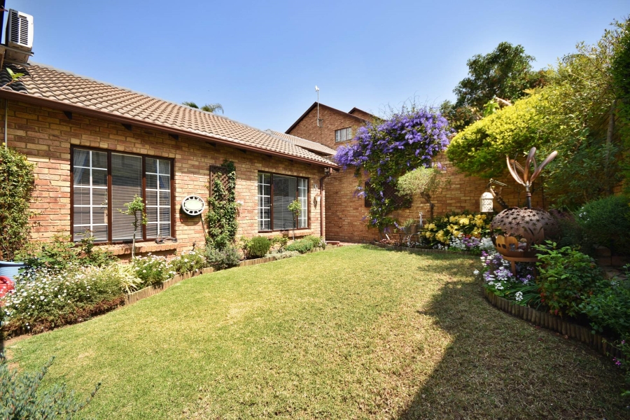 3 Bedroom Property for Sale in Bromhof Gauteng