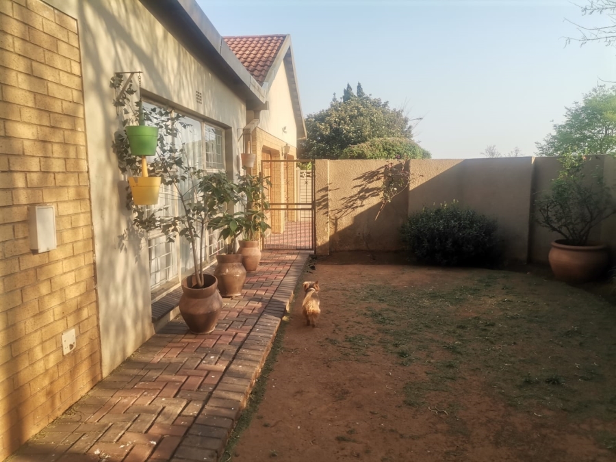 3 Bedroom Property for Sale in Vanderbijlpark SE 6 Gauteng