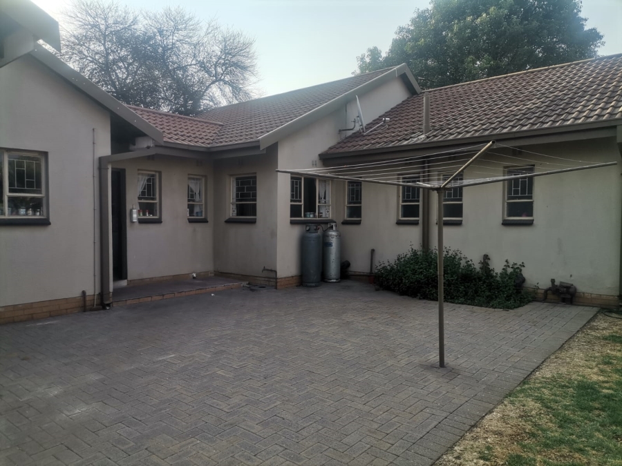 3 Bedroom Property for Sale in Vanderbijlpark SE 6 Gauteng