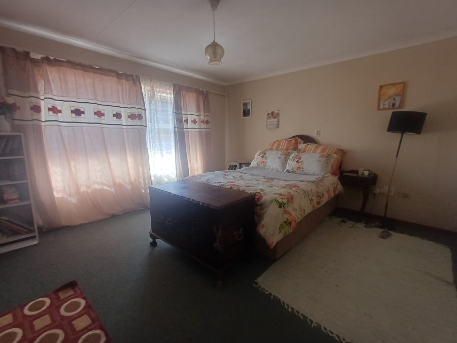 2 Bedroom Property for Sale in Lindhaven Gauteng