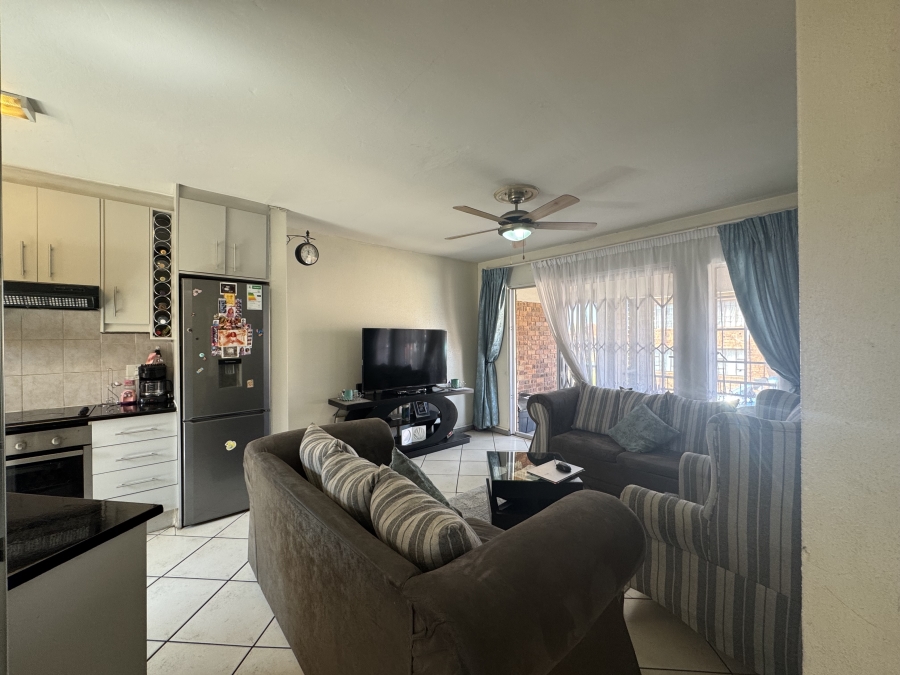 2 Bedroom Property for Sale in South Crest Gauteng