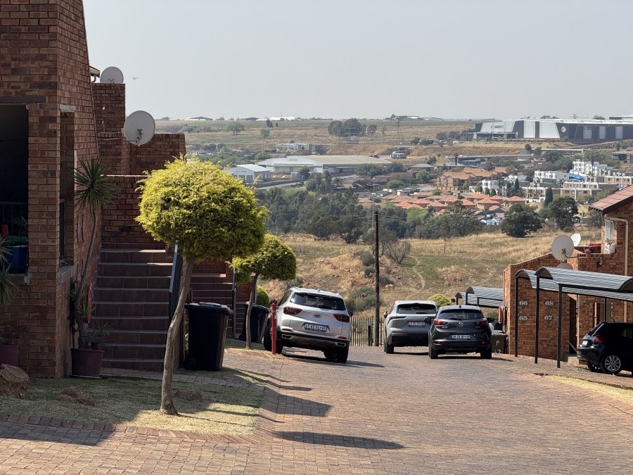 2 Bedroom Property for Sale in South Crest Gauteng