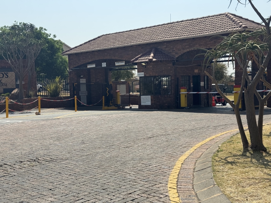 2 Bedroom Property for Sale in South Crest Gauteng