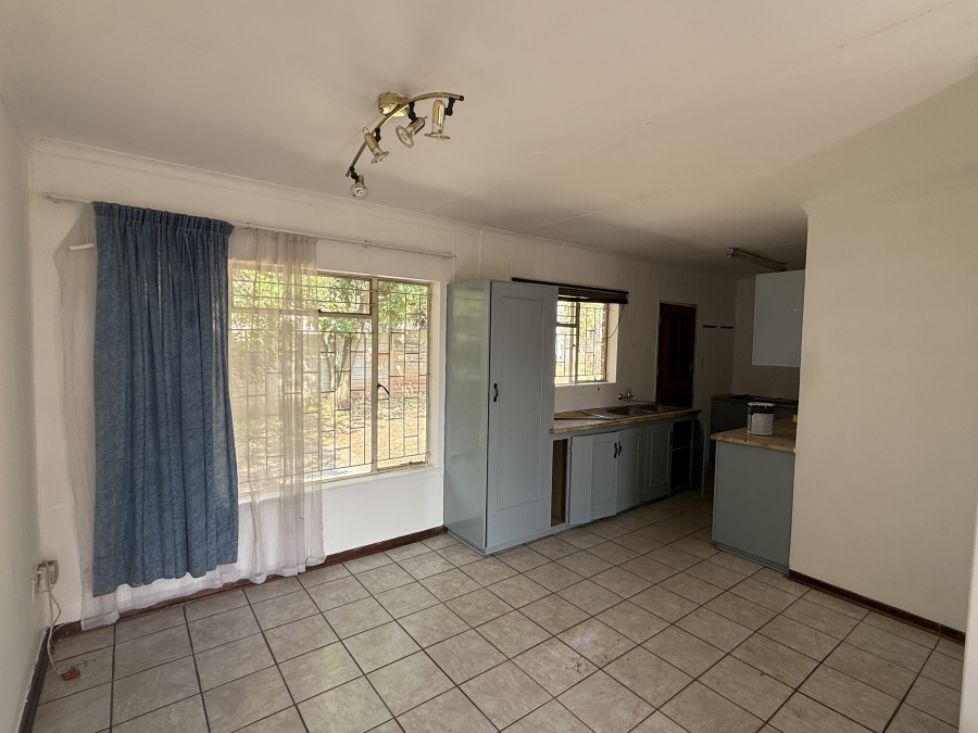 To Let 2 Bedroom Property for Rent in Noordheuwel Gauteng
