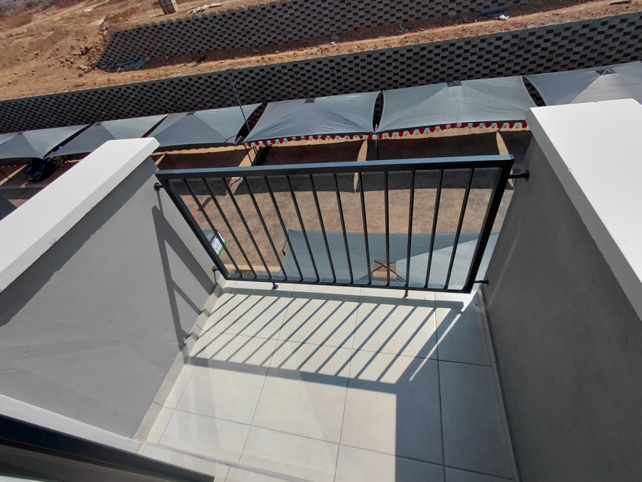 To Let 1 Bedroom Property for Rent in Mulbarton Gauteng