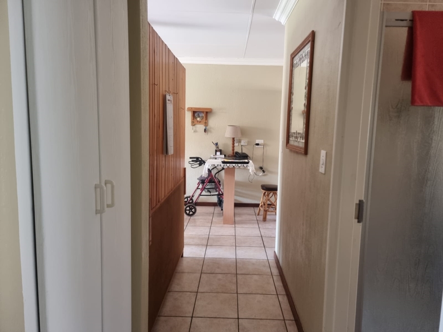 To Let 2 Bedroom Property for Rent in Zambezi Country Estate Gauteng