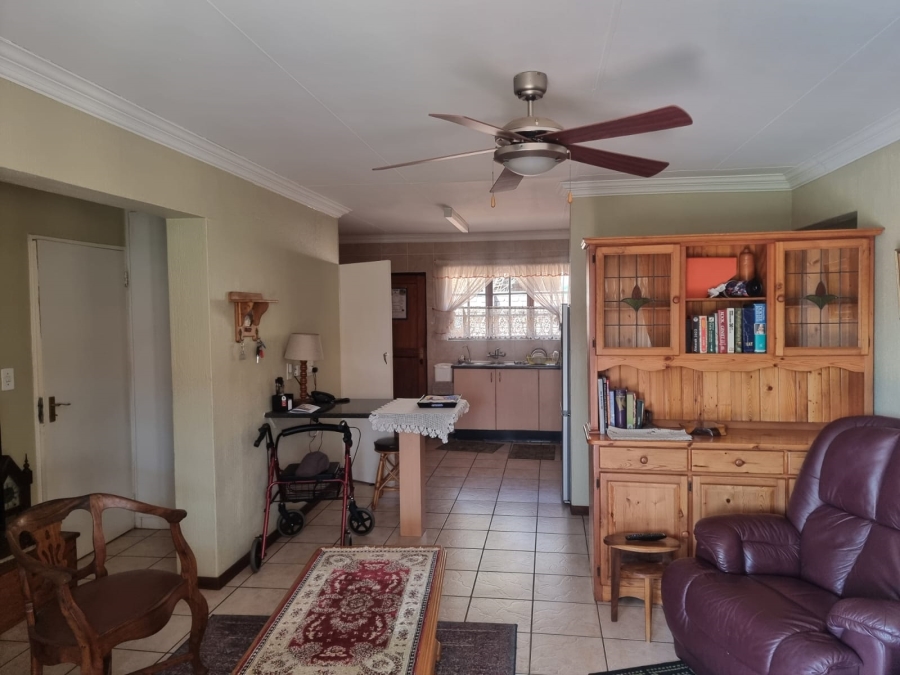 To Let 2 Bedroom Property for Rent in Zambezi Country Estate Gauteng