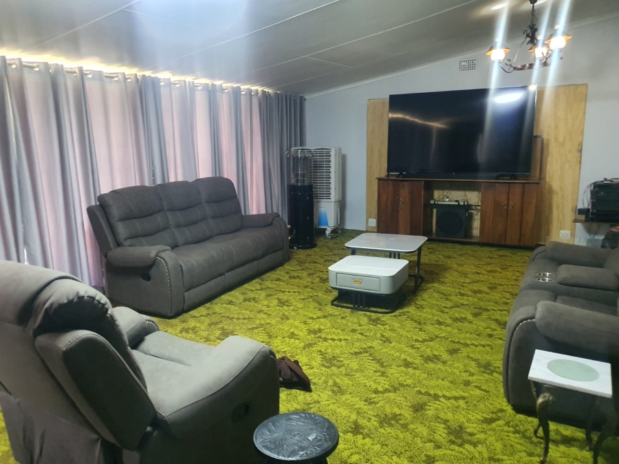 4 Bedroom Property for Sale in Kenmare Gauteng