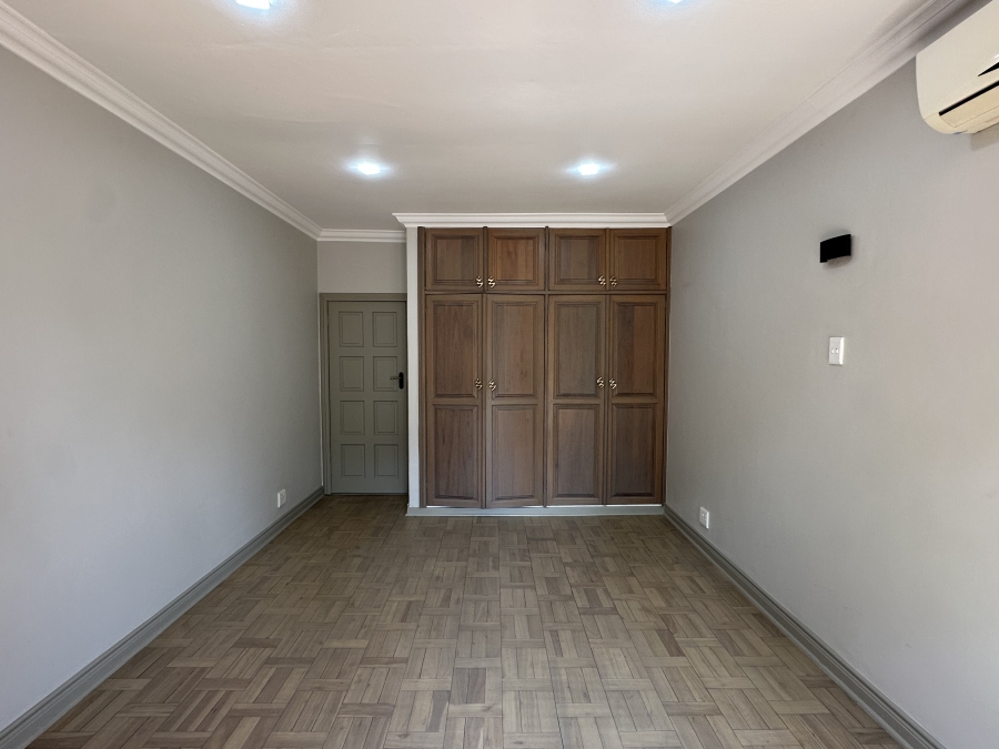 4 Bedroom Property for Sale in Waterkloof Ridge Gauteng