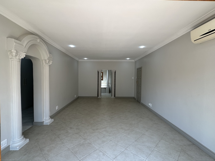 4 Bedroom Property for Sale in Waterkloof Ridge Gauteng