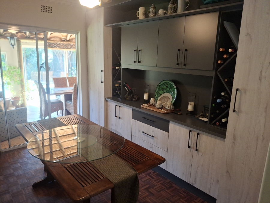3 Bedroom Property for Sale in Farrarmere Gauteng