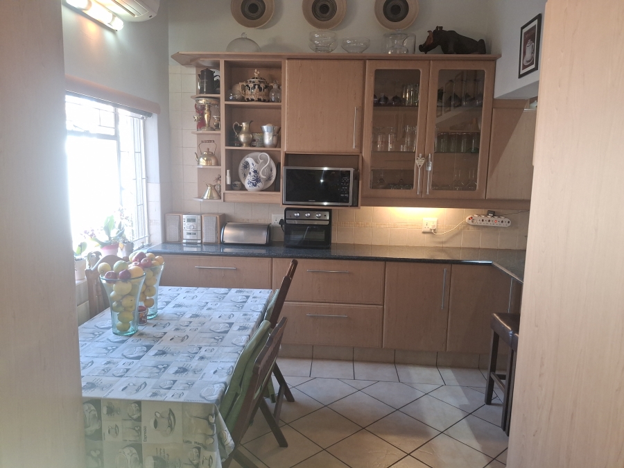 3 Bedroom Property for Sale in Farrarmere Gauteng